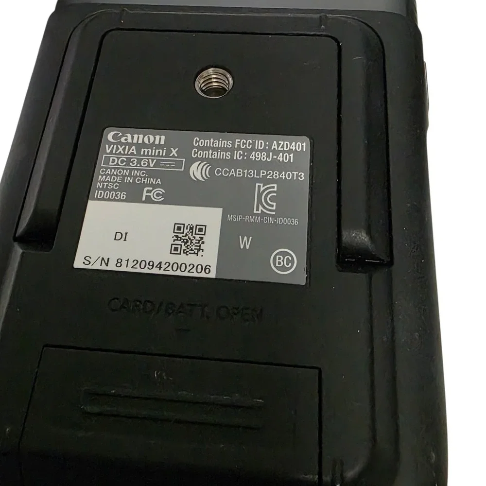 Canon Vixia Mini X Full HD Wi-Fi Camcorder 64GB SD Card‎ Charger